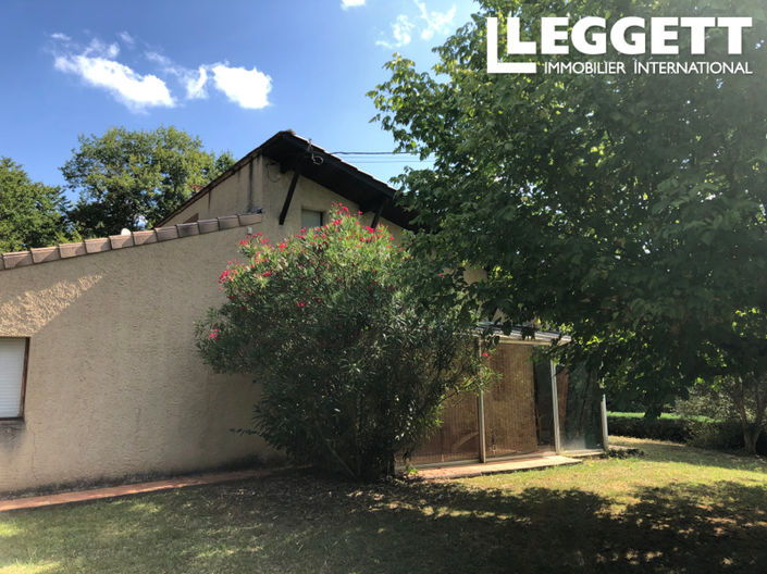 Image No.2-3 Bed House for sale