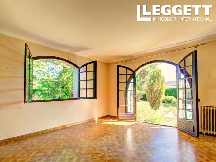 Image No.5-7 Bed House for sale