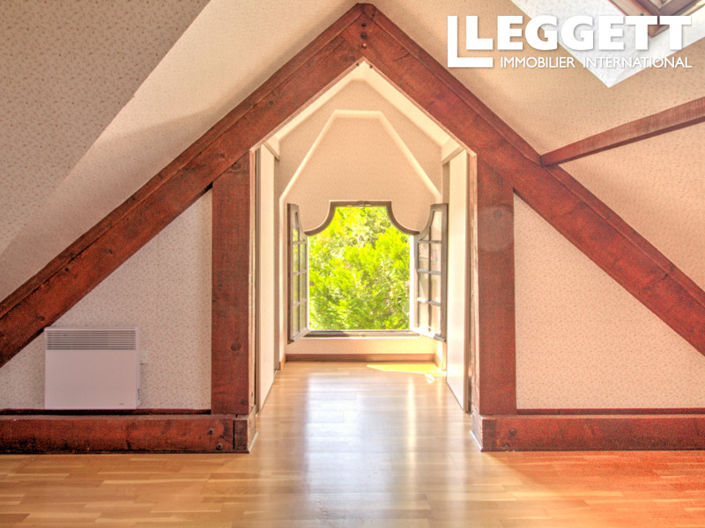 Image No.6-7 Bed House for sale