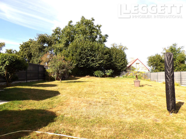 Image No.10-3 Bed House for sale