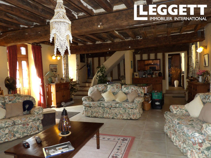 Image No.3-3 Bed House for sale