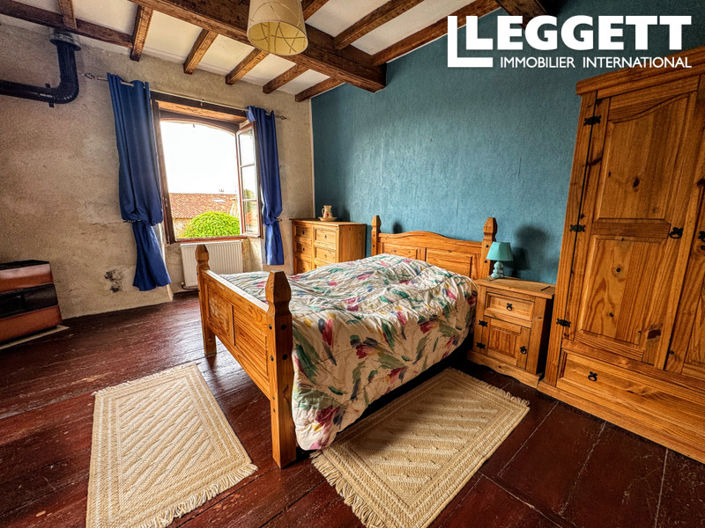 Image No.9-4 Bed House for sale