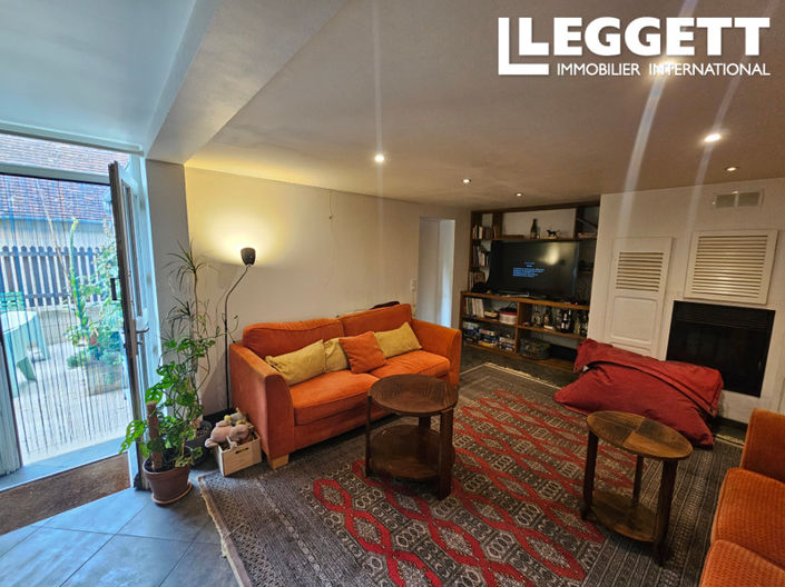 Image No.2-5 Bed House for sale