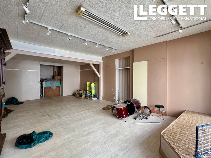 Image No.5-2 Bed House for sale