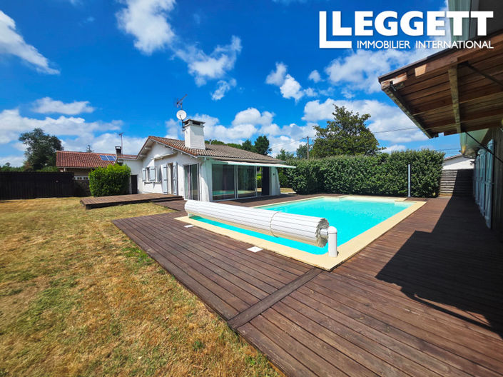 Image No.1-6 Bed House for sale