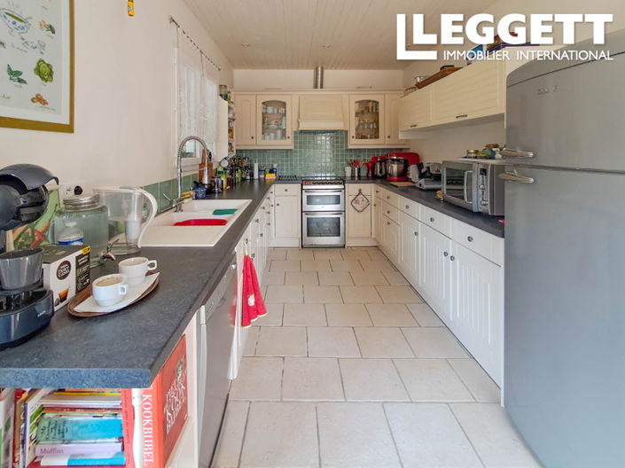 Image No.5-4 Bed House for sale