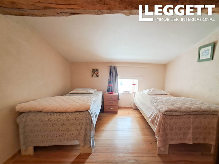 Image No.9-4 Bed House for sale