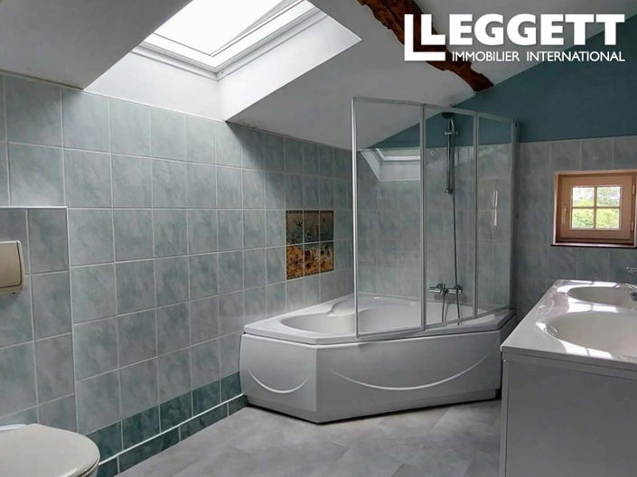 Image No.10-2 Bed House for sale