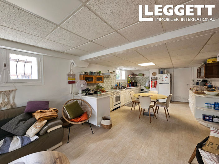 Image No.8-4 Bed House for sale