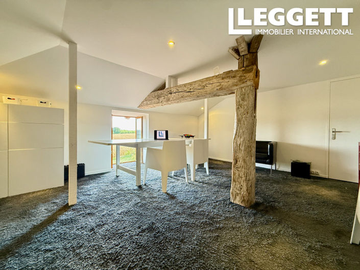 Image No.8-3 Bed House for sale