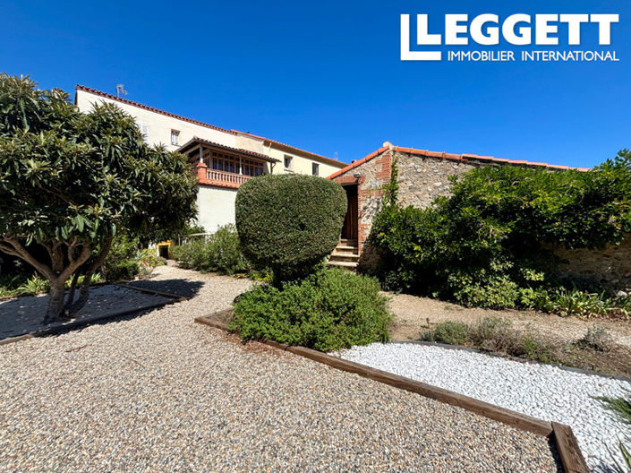 Image No.2-6 Bed House for sale