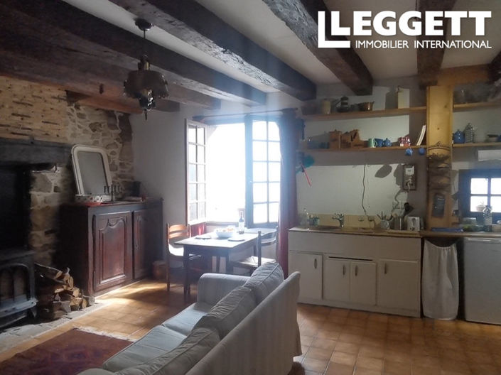 Image No.8-1 Bed House for sale