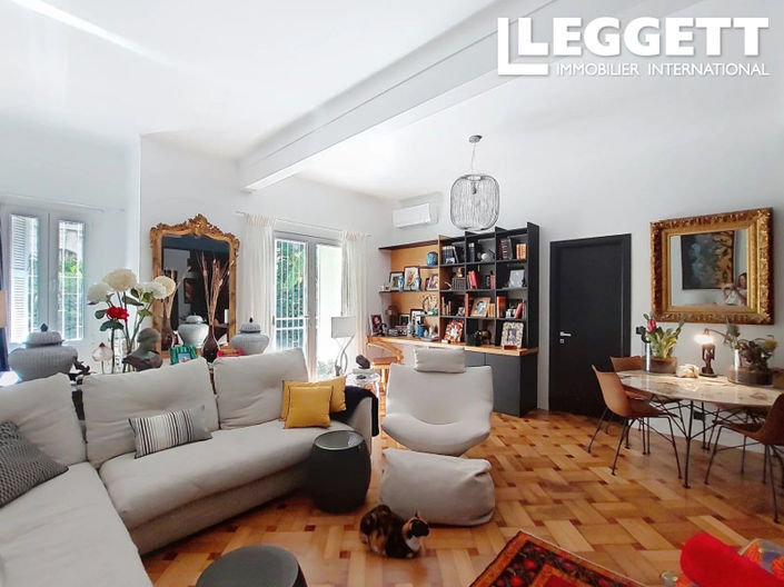 Image No.8-3 Bed Apartment for sale