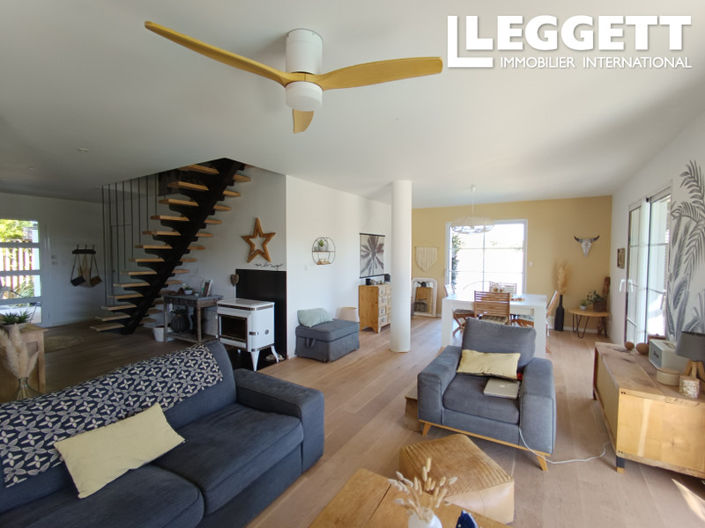 Image No.2-3 Bed House for sale