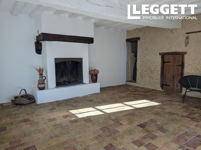 Image No.6-4 Bed House for sale