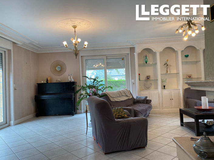 Image No.4-5 Bed House for sale