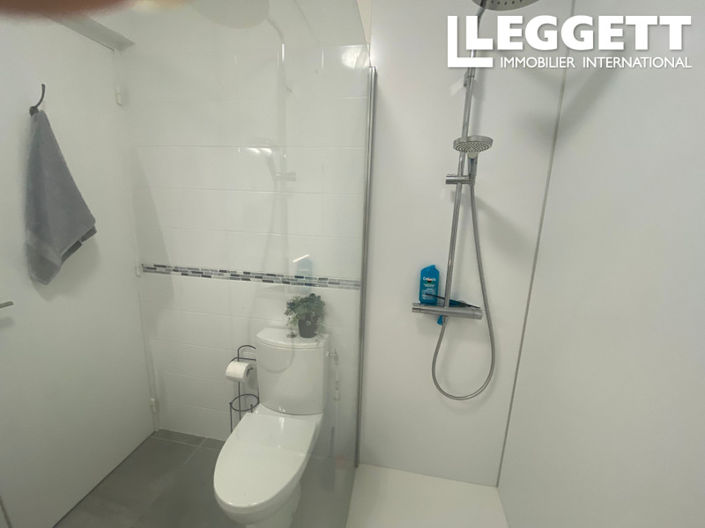 Image No.6-3 Bed House for sale