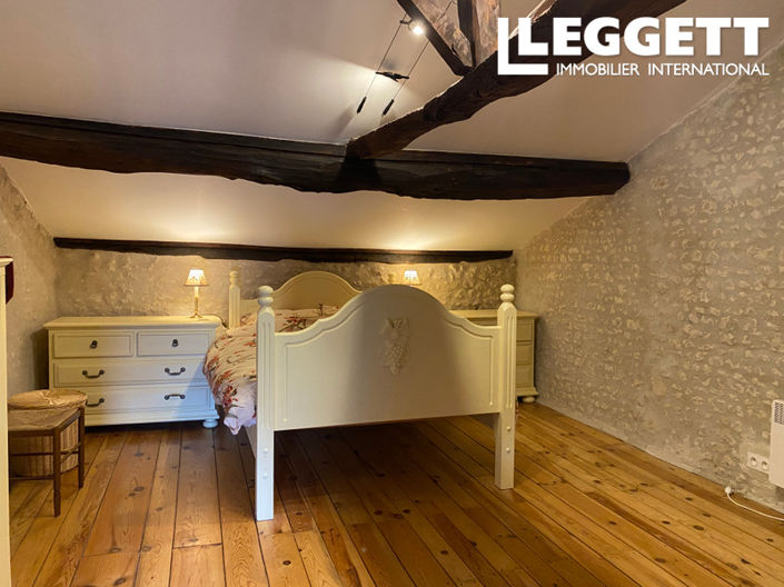 Image No.10-4 Bed House for sale