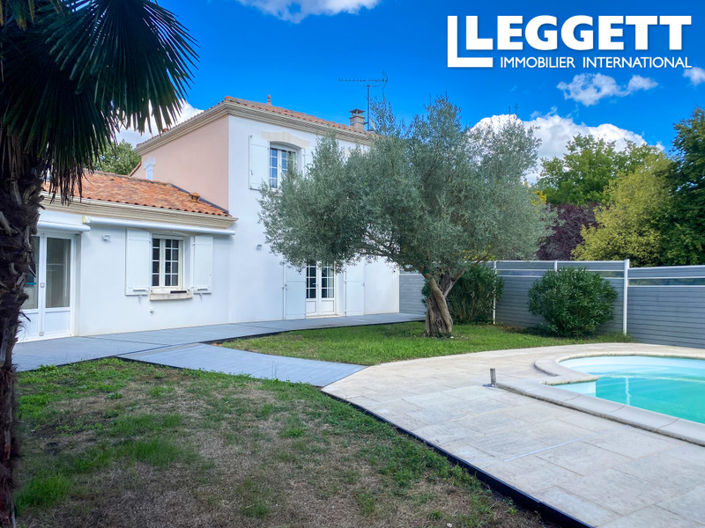 Image No.1-4 Bed House for sale