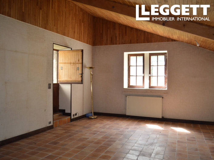 Image No.10-4 Bed House for sale