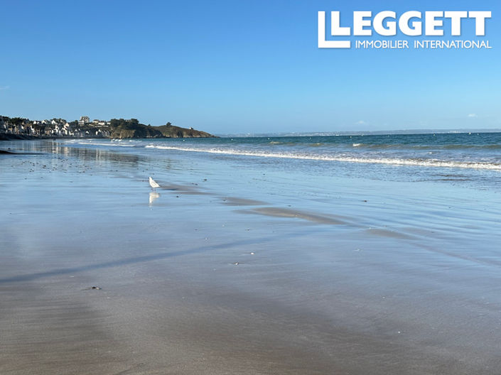 Image No.10-3 Bed Apartment for sale