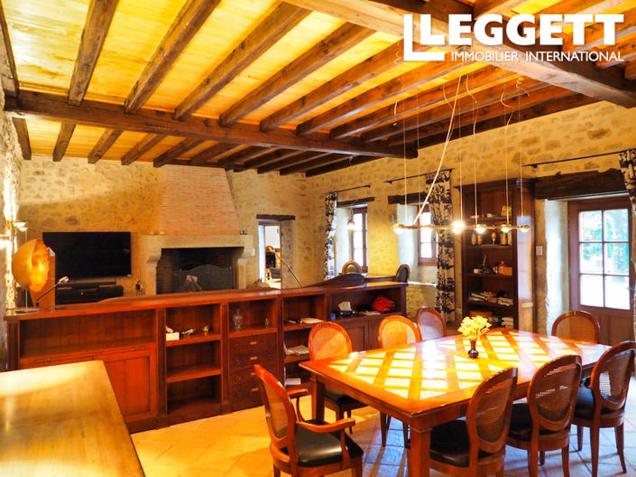 Image No.3-5 Bed House for sale