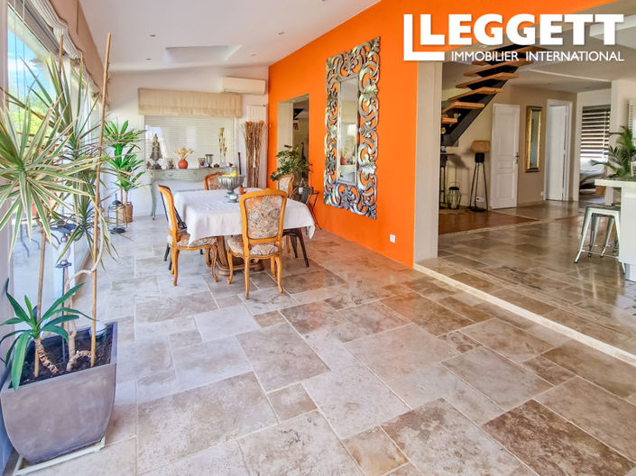 Image No.5-4 Bed House for sale