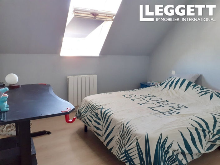 Image No.7-6 Bed House for sale