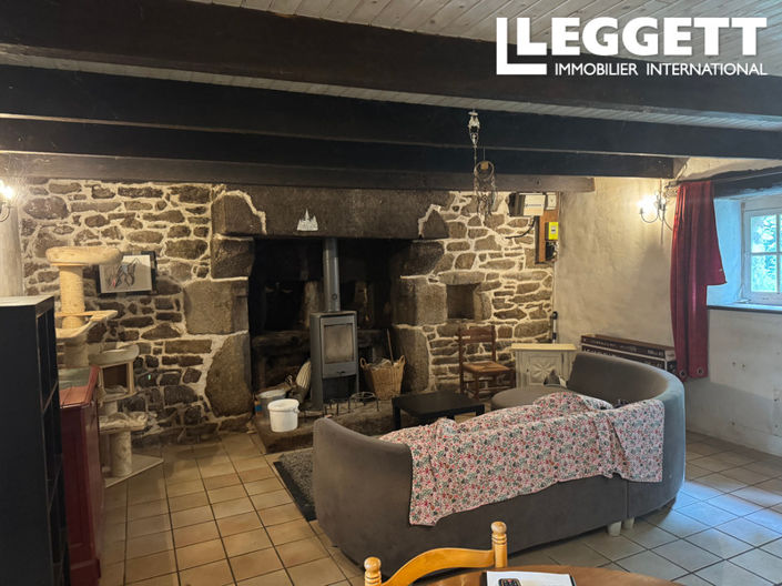 Image No.4-2 Bed House for sale