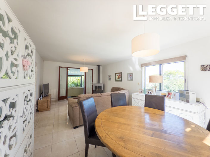 Image No.9-4 Bed House for sale