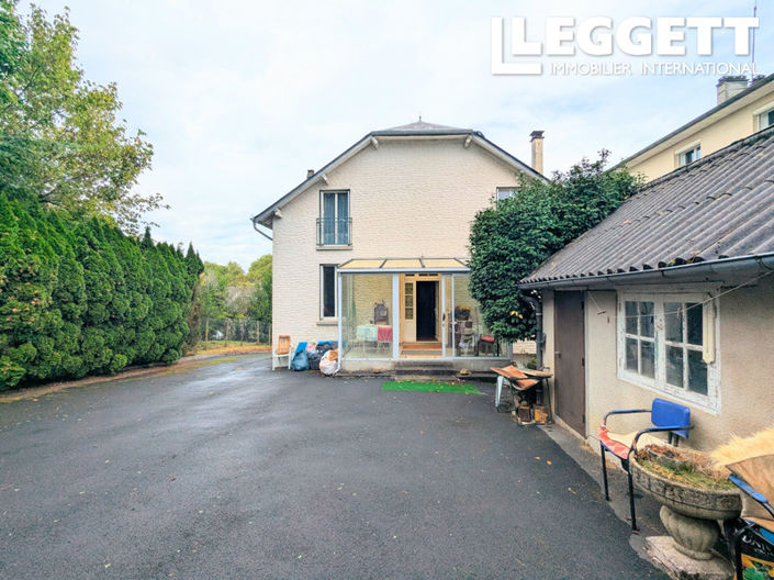 Image No.2-4 Bed House for sale