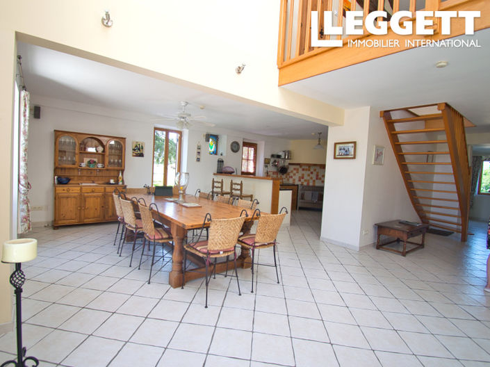 Image No.6-House for sale