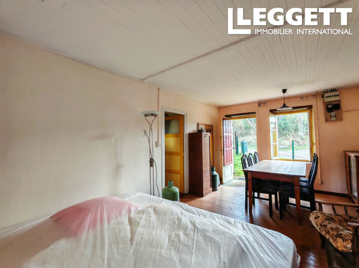 Image No.9-1 Bed House for sale