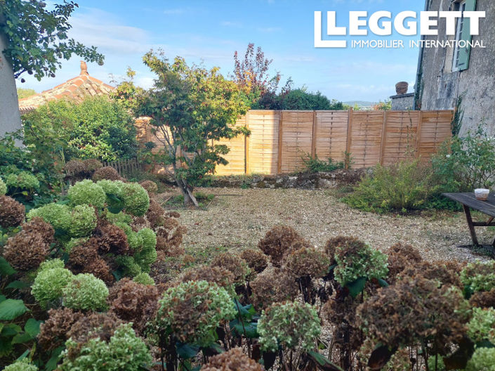 Image No.10-3 Bed House for sale