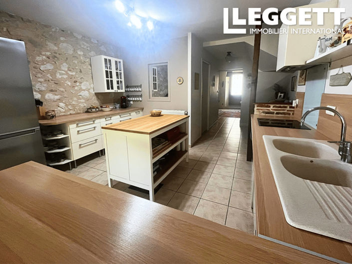 Image No.3-3 Bed House for sale