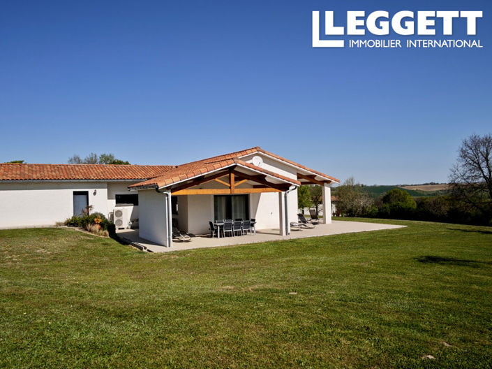 Image No.2-4 Bed House for sale