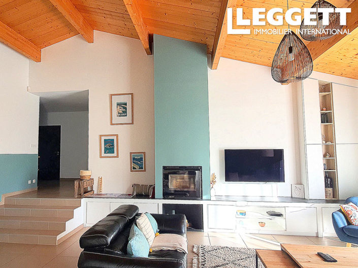 Image No.4-4 Bed House for sale