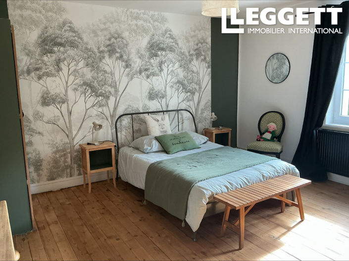 Image No.8-5 Bed Chateaux for sale