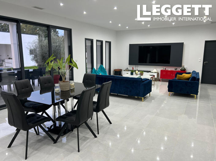 Image No.4-5 Bed House for sale