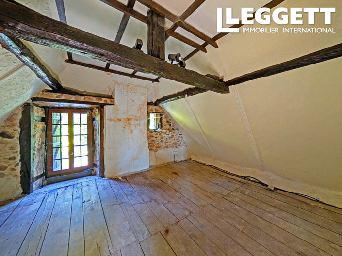 Image No.10-4 Bed House for sale