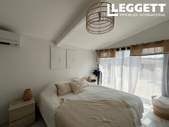 Image No.9-3 Bed House for sale