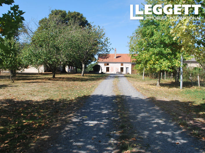 Image No.1-7 Bed House for sale