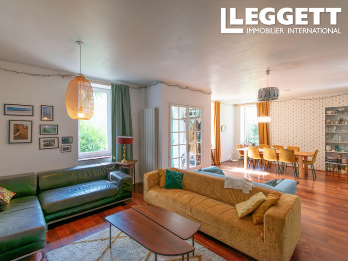 Image No.3-6 Bed House for sale