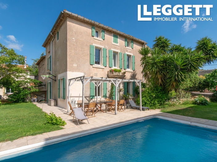 Image No.1-6 Bed House for sale