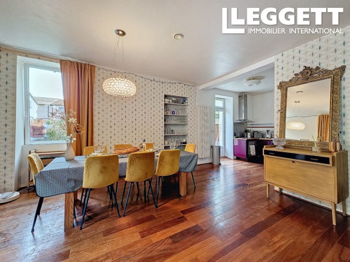 Image No.9-6 Bed House for sale