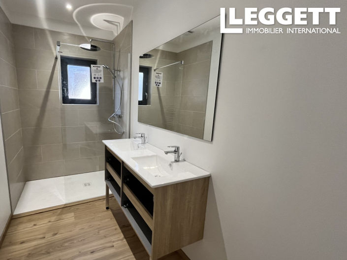 Image No.4-3 Bed House for sale