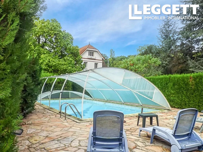 Image No.2-8 Bed House for sale