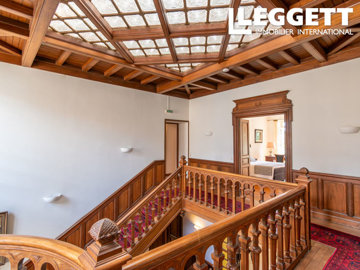 ahr0chm6ly9jzg4uagvzdglhlmltbw8vaw1hz2uvvevom