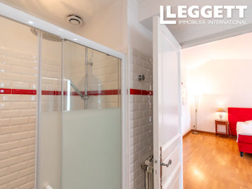 ahr0chm6ly9jzg4uagvzdglhlmltbw8vaw1hz2uvvevom