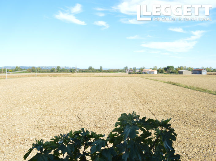 Image No.4-2 Bed House for sale